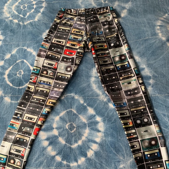 Zara Terez mixtape leggings size xs like new - Picture 3 of 4